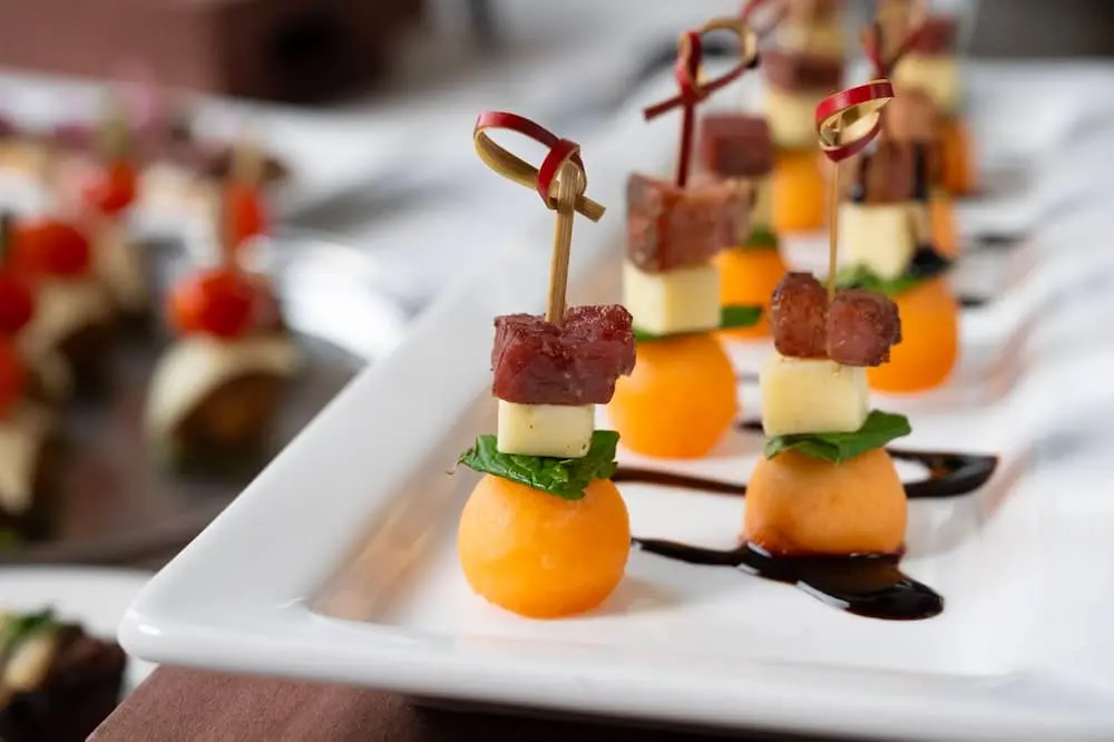 Featured image for post: Are Hors D ’Oeuvres Necessary at My Wedding?